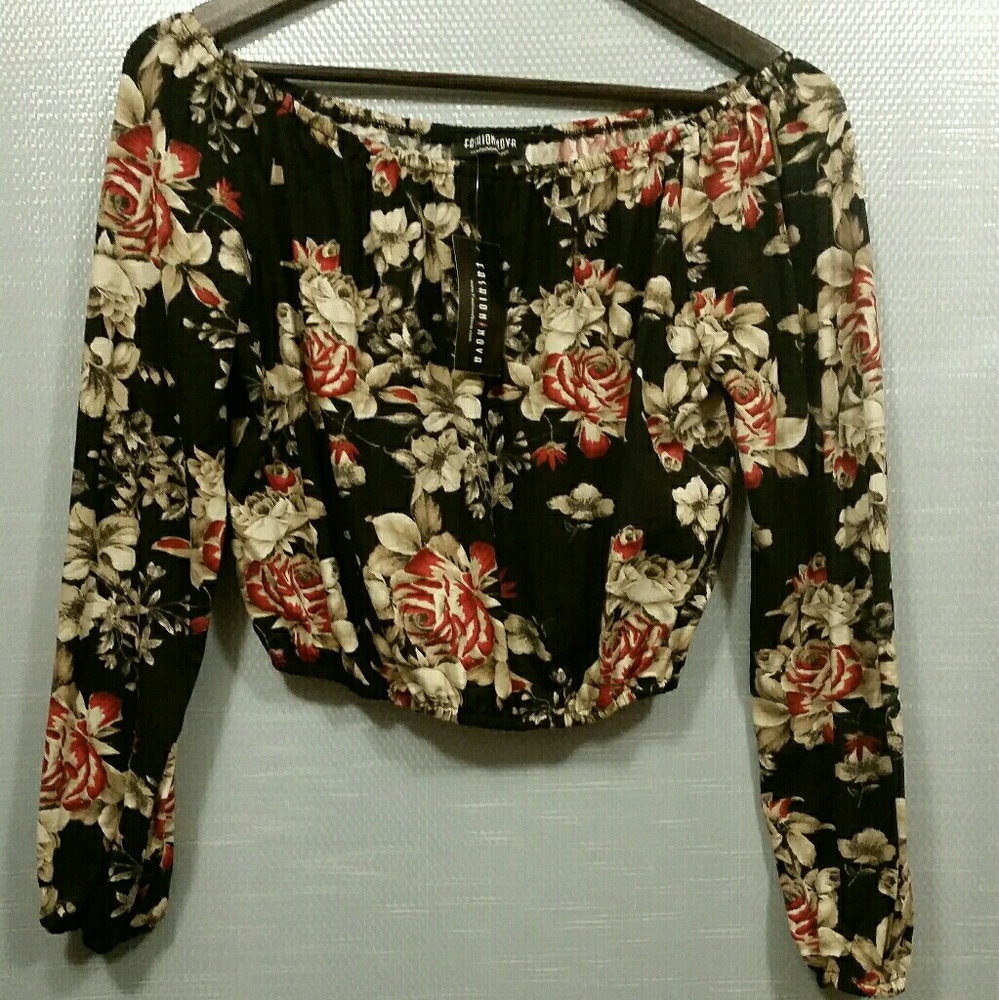 Fashion Nova Crop top